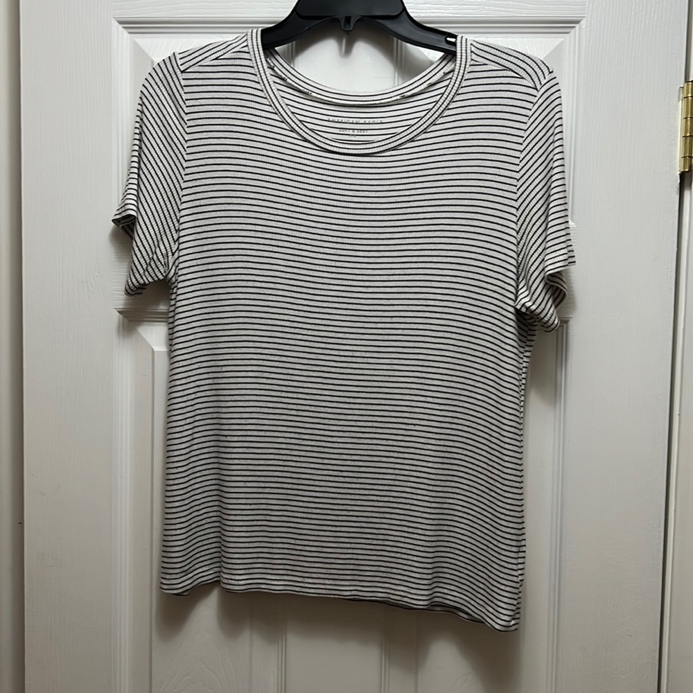 American Eagle Soft & Sexy Medium Striped Short Sleeve Shirt